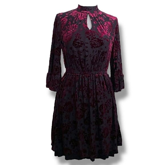 Modcloth Womens Very Visionary Dress Sz Medium Merlot Red Burnout Velvet Floral - Picture 7 of 12